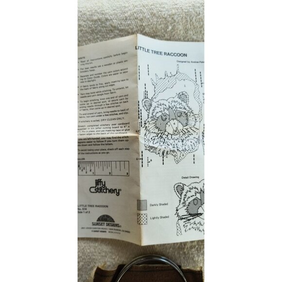 Vintage Jiffy Stitchery "Little Tree Raccoon" Needlepoint Kit - Picture 5 of 6
